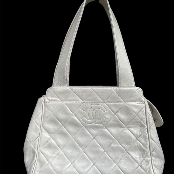 Caviar leather Chanel Quilted CC Bag - Picture 1 of 10